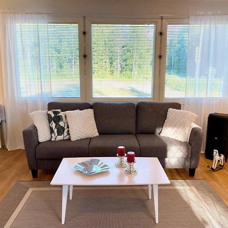 Cozy Renovated House With A Lot Of Parking Space. Haparanda  Exterior foto
